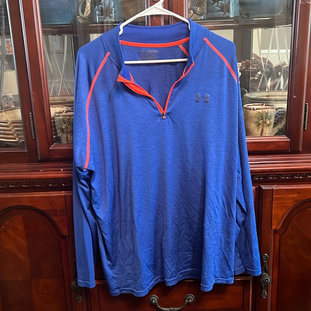 Men’s size XL under armor quarter zip pull over